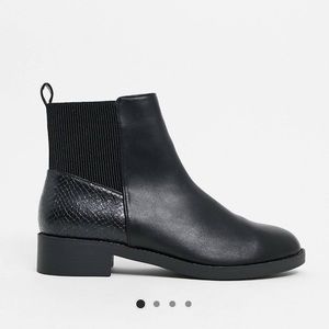 London Rebel • Snake Chelsea Boots